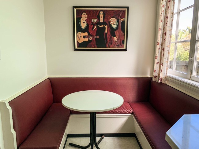 Building Photo - 1490 14th Ave