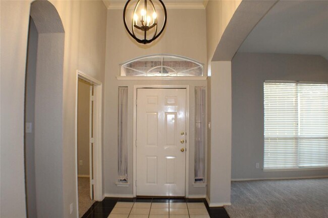 Building Photo - 11715 Woodland Way