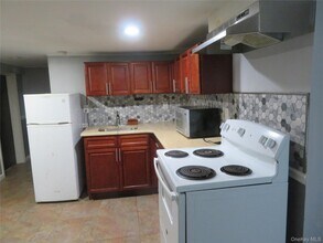 Building Photo - 1158 Nugent Ave
