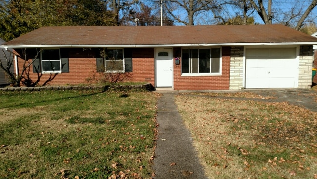 Photo - 2433 St Clair Ave House