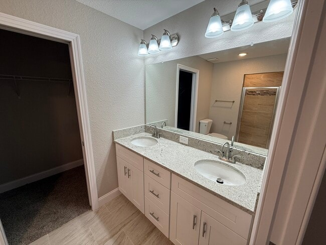 Foto del edificio - 4189 Radford Rd