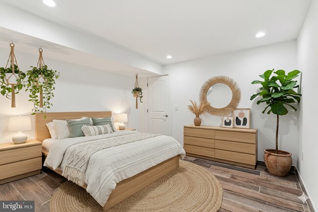 Foto del edificio - 2146 N Van Pelt St