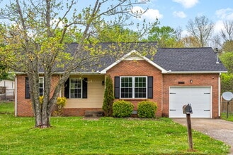 Building Photo - 352 Broadmore Dr