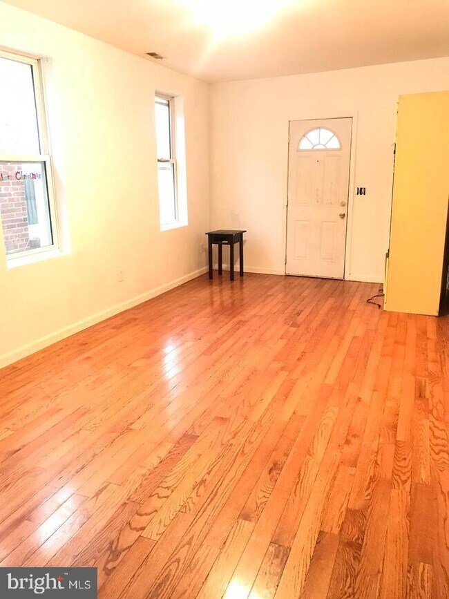 Foto del edificio - 2904 Mt Ephraim Ave