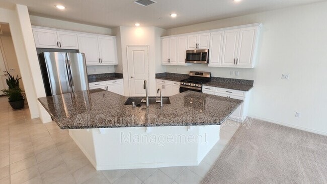 Building Photo - 43885 Arancia Way