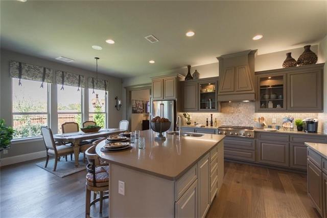 Foto del edificio - 3001 Hurstwood Dr