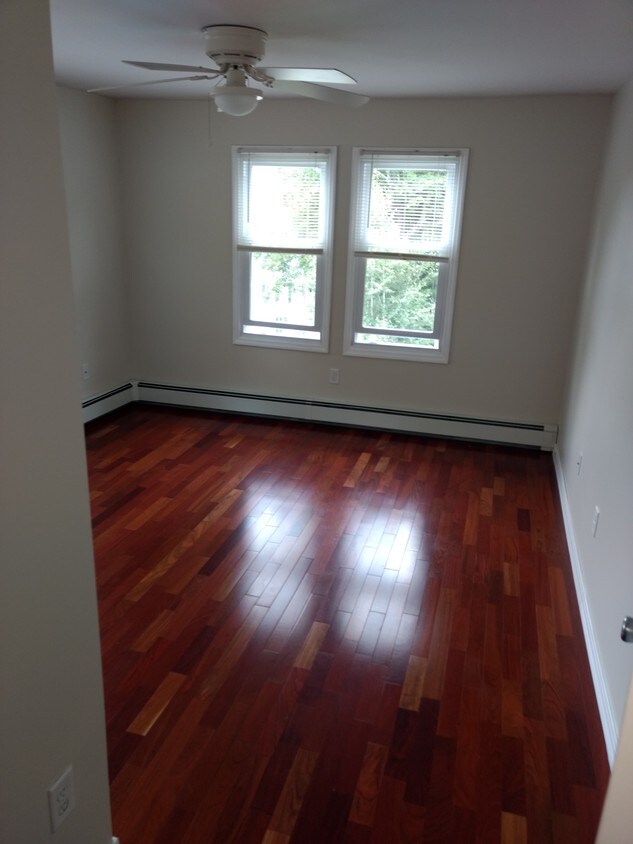Bedroom 1 - 92 Kennedy Rd