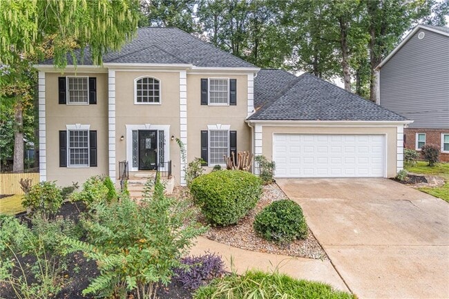 Building Photo - 736 Singley Dr