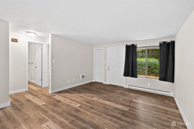 Foto del edificio - 5113 Rumac St SE