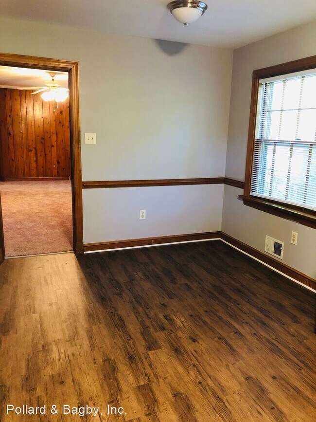 Building Photo - 4 br, 2.5 bath House - 3500 Marquette Rd.