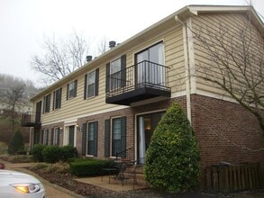Building Photo - 5759 Brentwood Trace