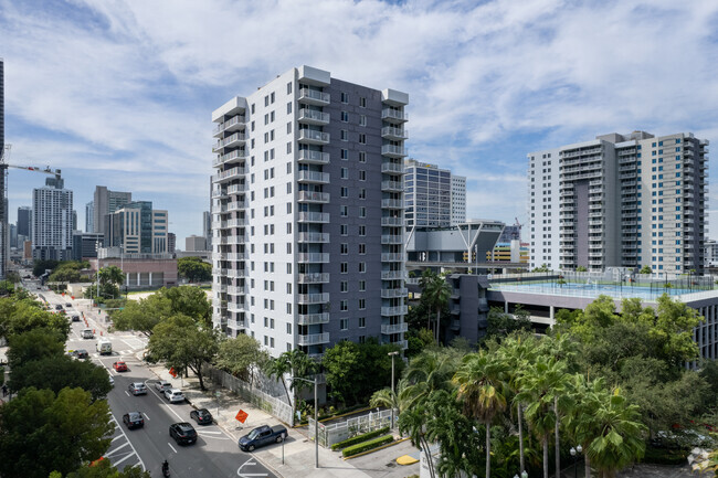 Foto del edificio - The Madison