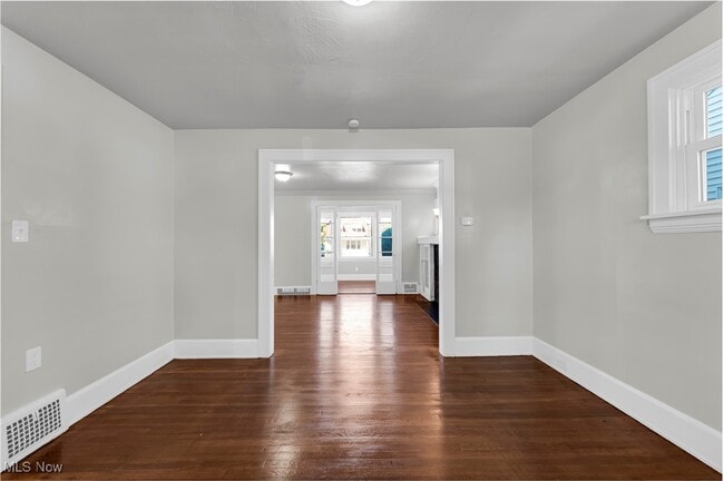 Building Photo - 5223 Clement Ave