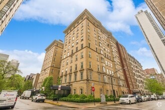 Building Photo - 70 E Scott St