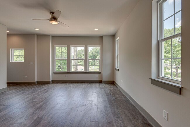 Foto del edificio - West Nashville Townhome
