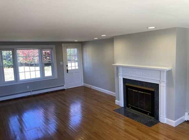 Foto del edificio - 42 Little Nahant Rd