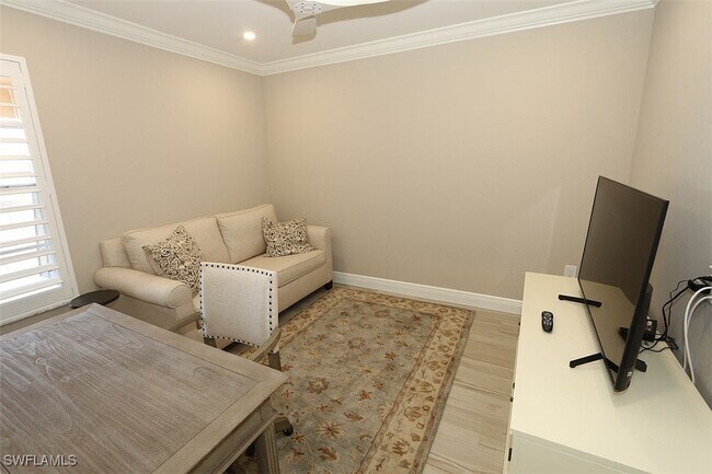 Foto del edificio - 6131 Pelican Bay Blvd
