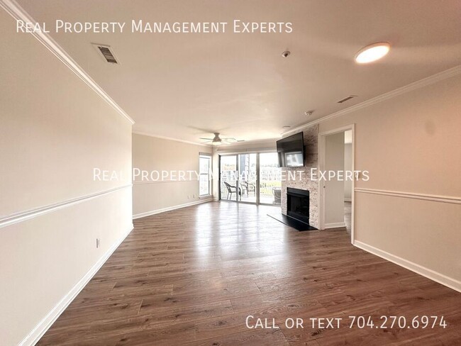 Foto del edificio - 1038 Southwest Dr
