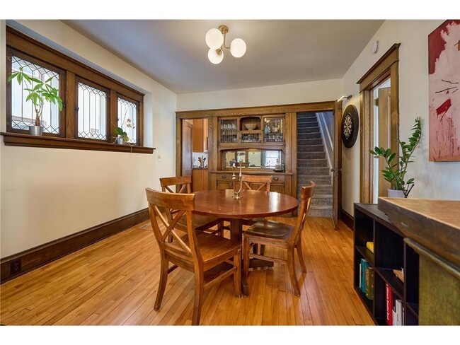 Foto del edificio - 4520 Bryant Ave S