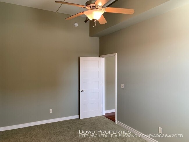 Foto del edificio - 212 N Center St