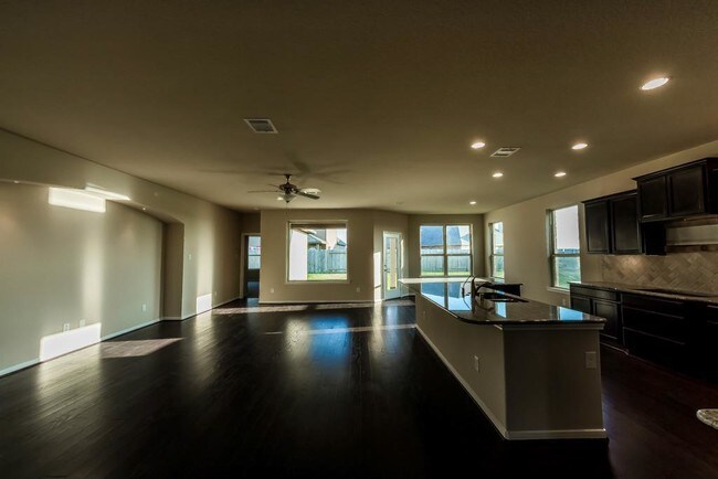 Foto del edificio - 3606 Daintree Park Dr