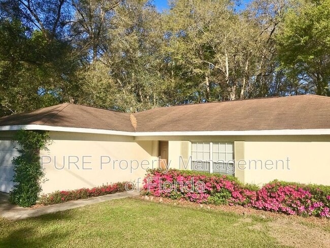 Building Photo - 18 Cedar Tree Trce