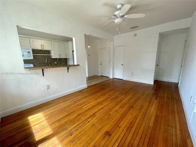 Foto del edificio - 1030 Jefferson Ave