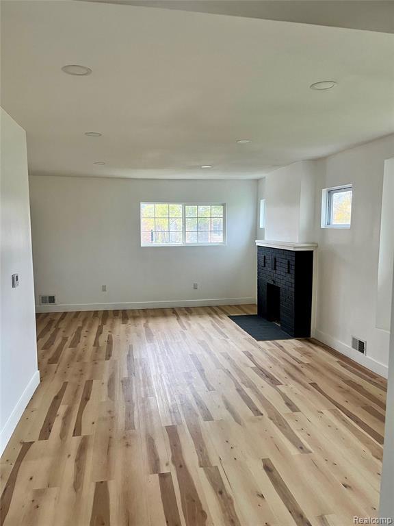 Foto del edificio - 11160 Charlemagne Ave