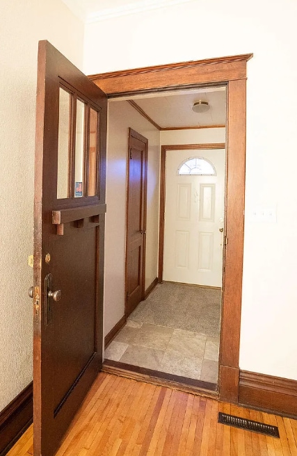 Foto del edificio - 505 3rd Ave NE