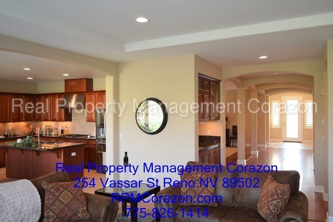 Building Photo - Live in this Spectacular Somersett Home