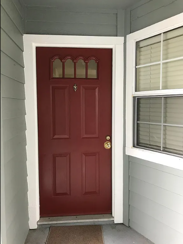Foto principal - Charming 2-Bedroom Condo in Canyon Meadows...