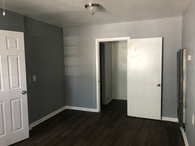 Foto del edificio - $0 First Month's Rent / $0 Deposit at Move-in