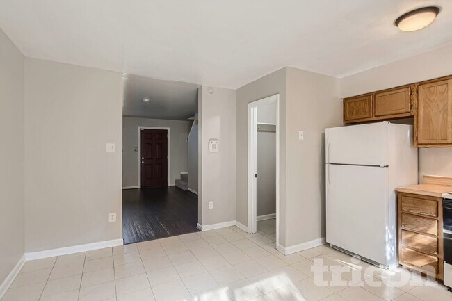 Foto del edificio - 639 Glynock Pl