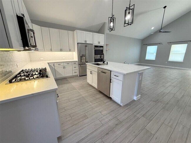 Building Photo - 6609 Ranchito Dr