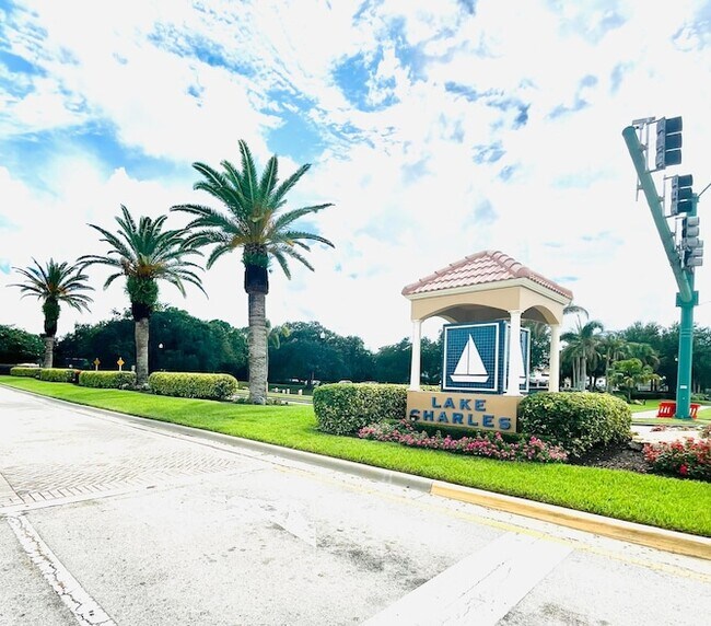 Foto del edificio - 1641 SW Harbour Isles Cir
