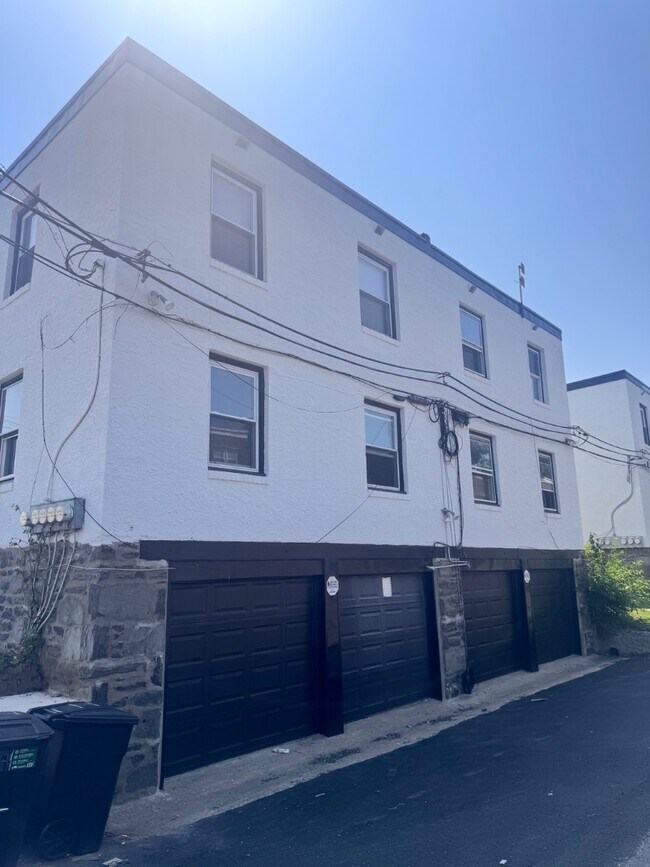 Foto del edificio - 2301 Haverford Rd