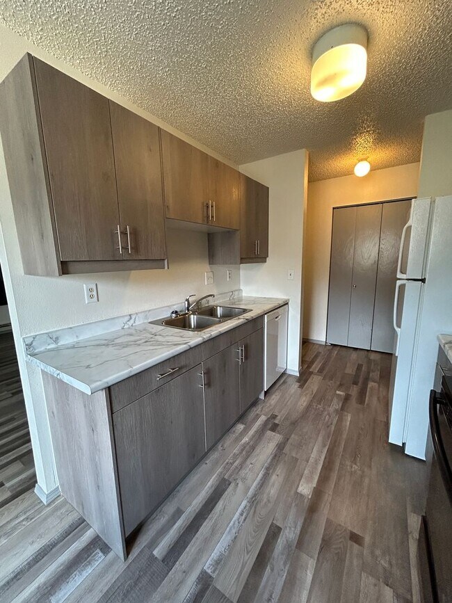 Foto del edificio - 507 Bruce Ave NW