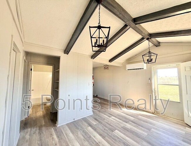 Photo - 2121 Bracey Cir Apartment