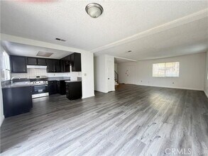 Building Photo - 411 S Orange Ave
