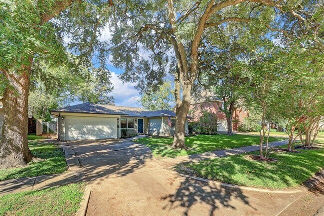 Building Photo - 4626 Oakdale St