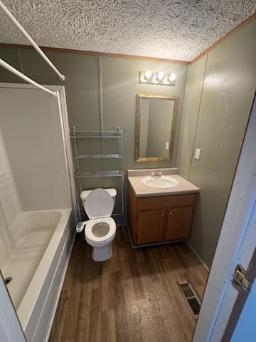 Foto del edificio - 106 Bill Blake Dr