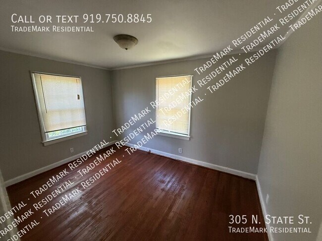 Foto del edificio - 305 N State St