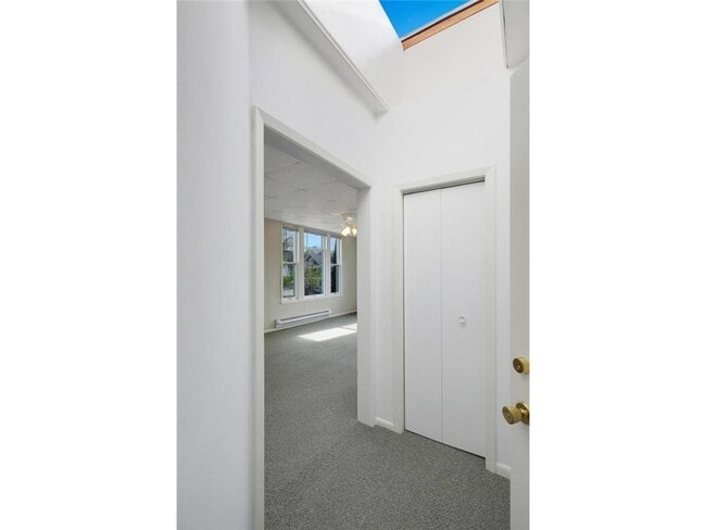 Building Photo - 3103 Irving Ave S