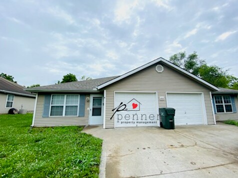 Foto principal - 409 E Benning St