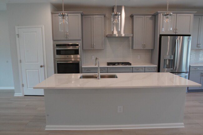 Foto del edificio - 2709 Hunter Woods Dr