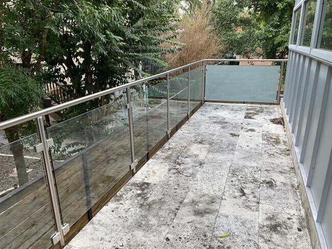 Foto del edificio - 1605 Newfield Ln