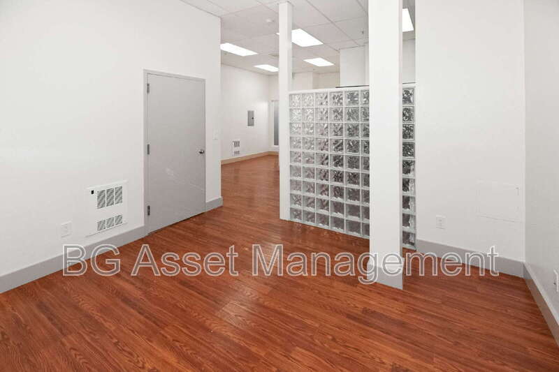 Photo - 1459 MacArthur Blvd