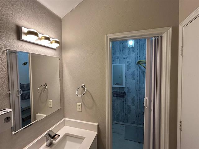 Building Photo - 1949 Sampsell Dr