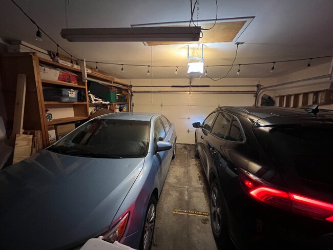 Foto del edificio - 611 Barrington Ct