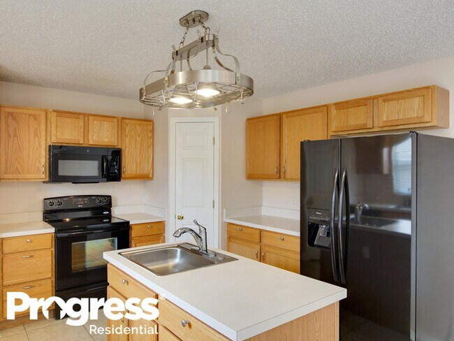 Building Photo - 153 Cedar Ridge Ln